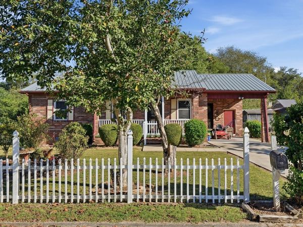 409 Laurel Dr , Fayetteville, TN 37334