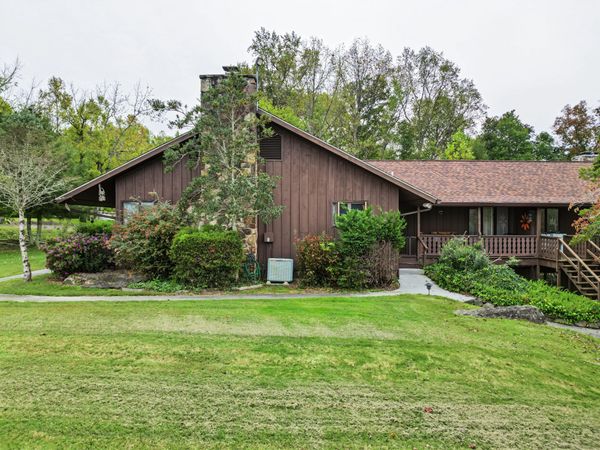 3815 East Parkway , Unit 1, Gatlinburg, TN 37738