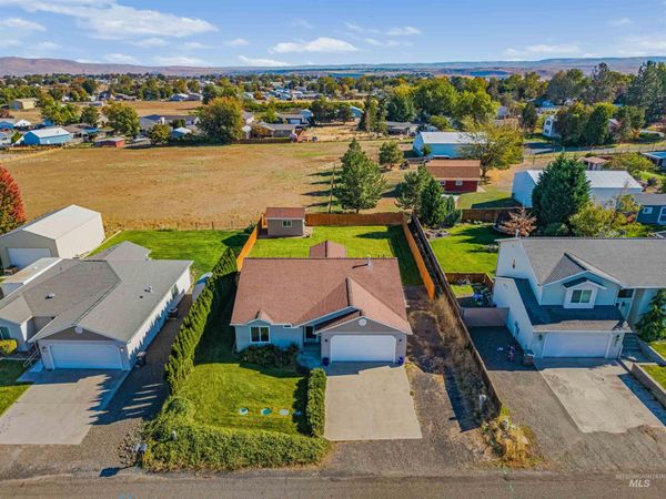 2675 27th St, Clarkston, WA 99403