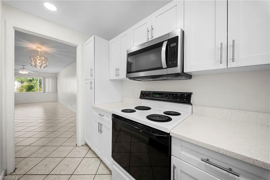 1000 Manatee Rd, Unit A201, Naples, FL 34114 Photo