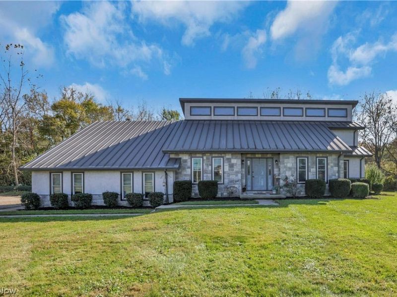 10877 Mill Street Avenue SW, Pataskala, OH 43062 Photo 1