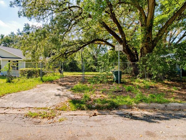 XX Harlem Street , Tallahassee, FL 32304