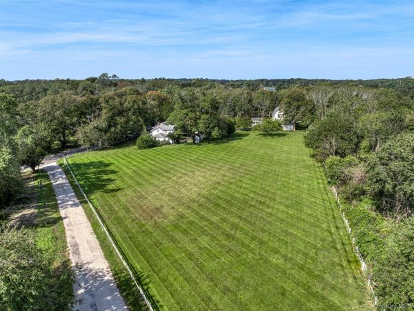 2220 Akerly Pond Lane , Southold, NY 11971