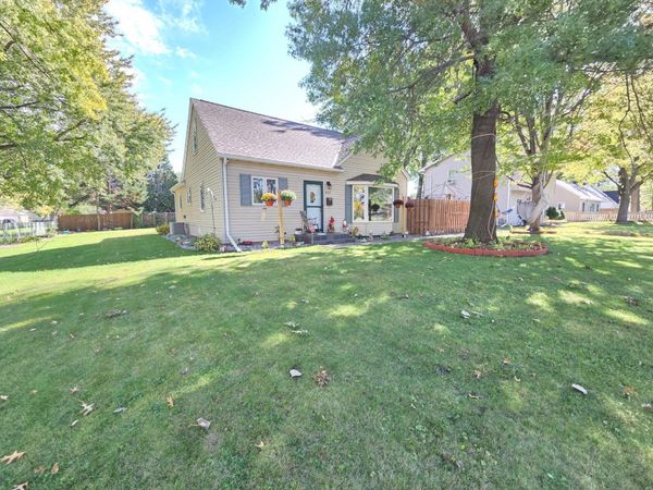 8011 1st Avenue S, Bloomington, MN 55420