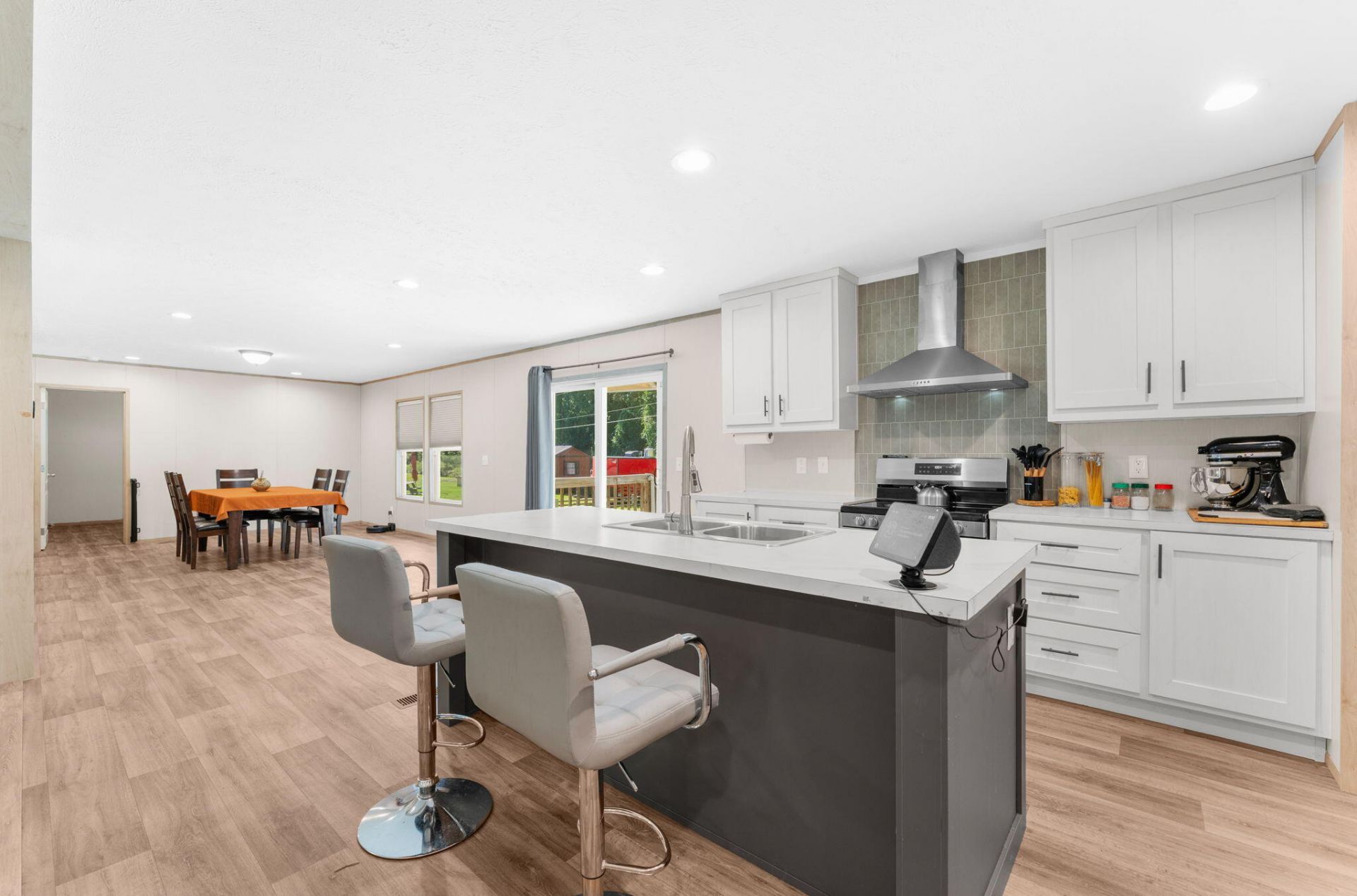 162 Acline Avenue Photo 4