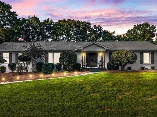 1222 Westminster Drive , High Point, NC 27262