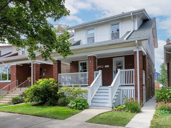 5234 N Leamington Avenue , Chicago, IL 60630