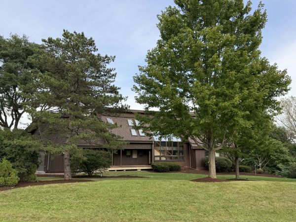 518 High Meadow Drive, Bull Valley, IL 60098