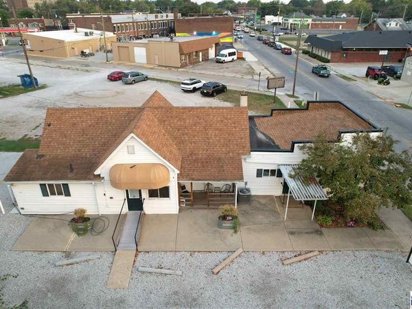 2122 N 13th Street, Terre Haute, IN 47804