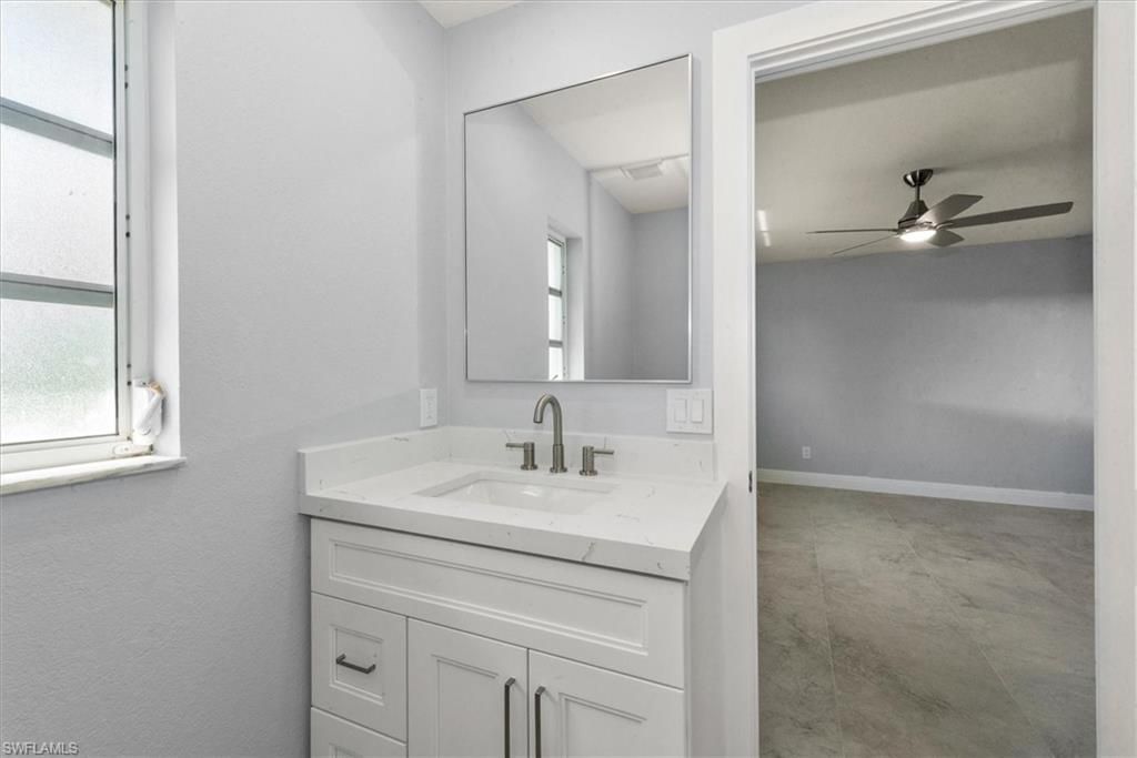 524 NE 19th Ct, Cape Coral, FL 33909 Photo