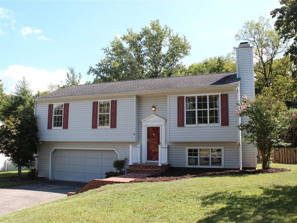 3796 Buckingham DR , Roanoke, VA 24018