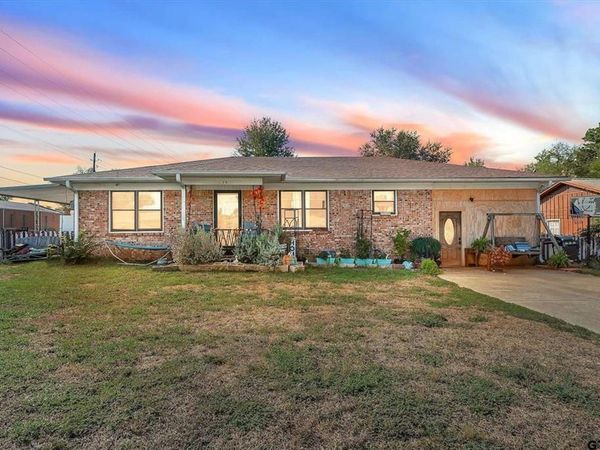 134 Laura Street , Mineola, TX 75773