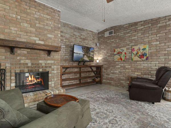 10814 OAK BANK ST, San Antonio, TX 78230