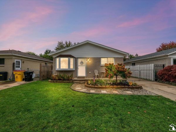 25814 Reeck Road, Woodhaven, MI 00000