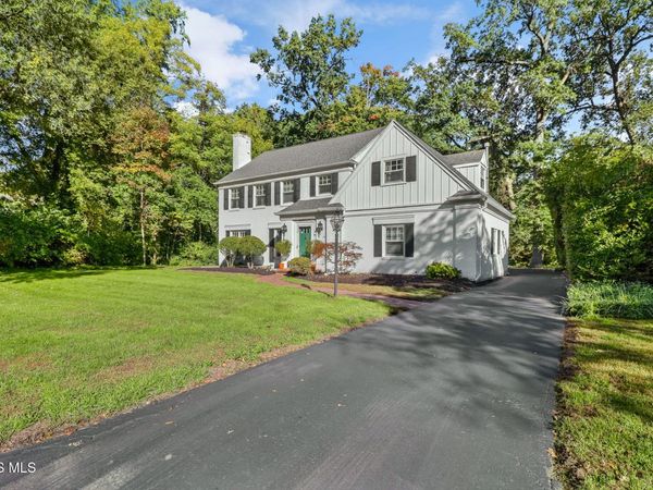 4146 Sheraton Road, Ottawa Hills, OH 43606