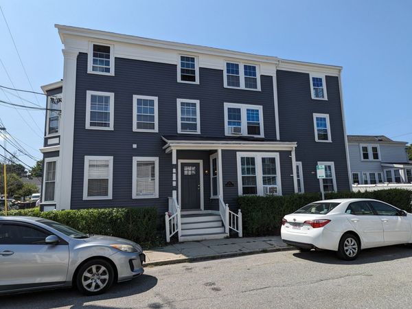 77 Pleasant, Unit #6, Newburyport, MA 01950