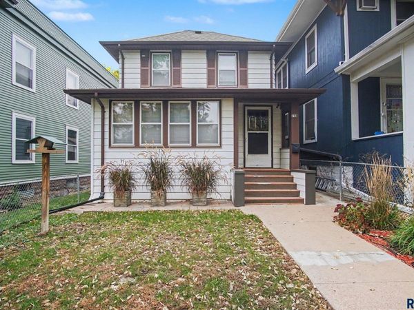 713 S Phillips Ave, Sioux Falls, SD 57104
