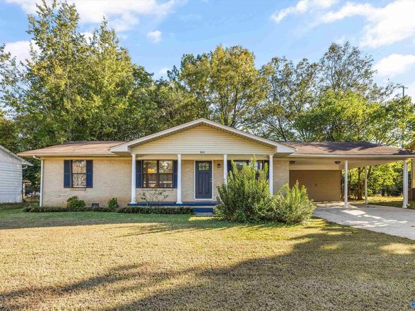300 Cumberland Drive SE, Huntsville, AL 35803