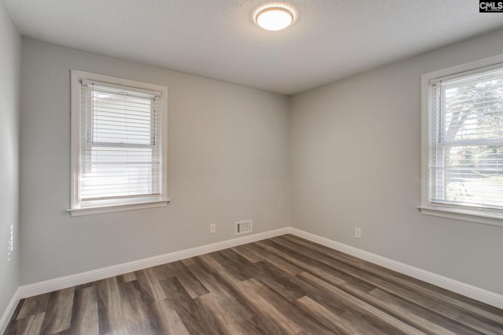 1124 Robins Nest Road  Photo 15