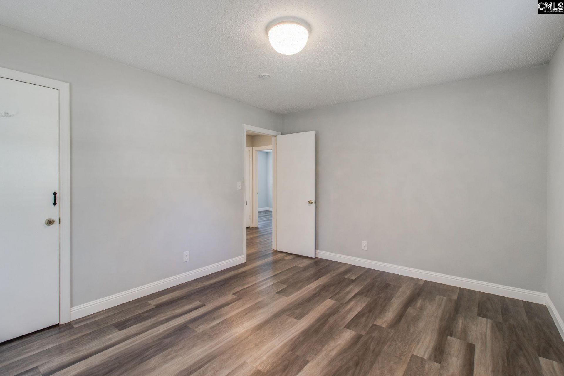 1124 Robins Nest Road  Photo 18