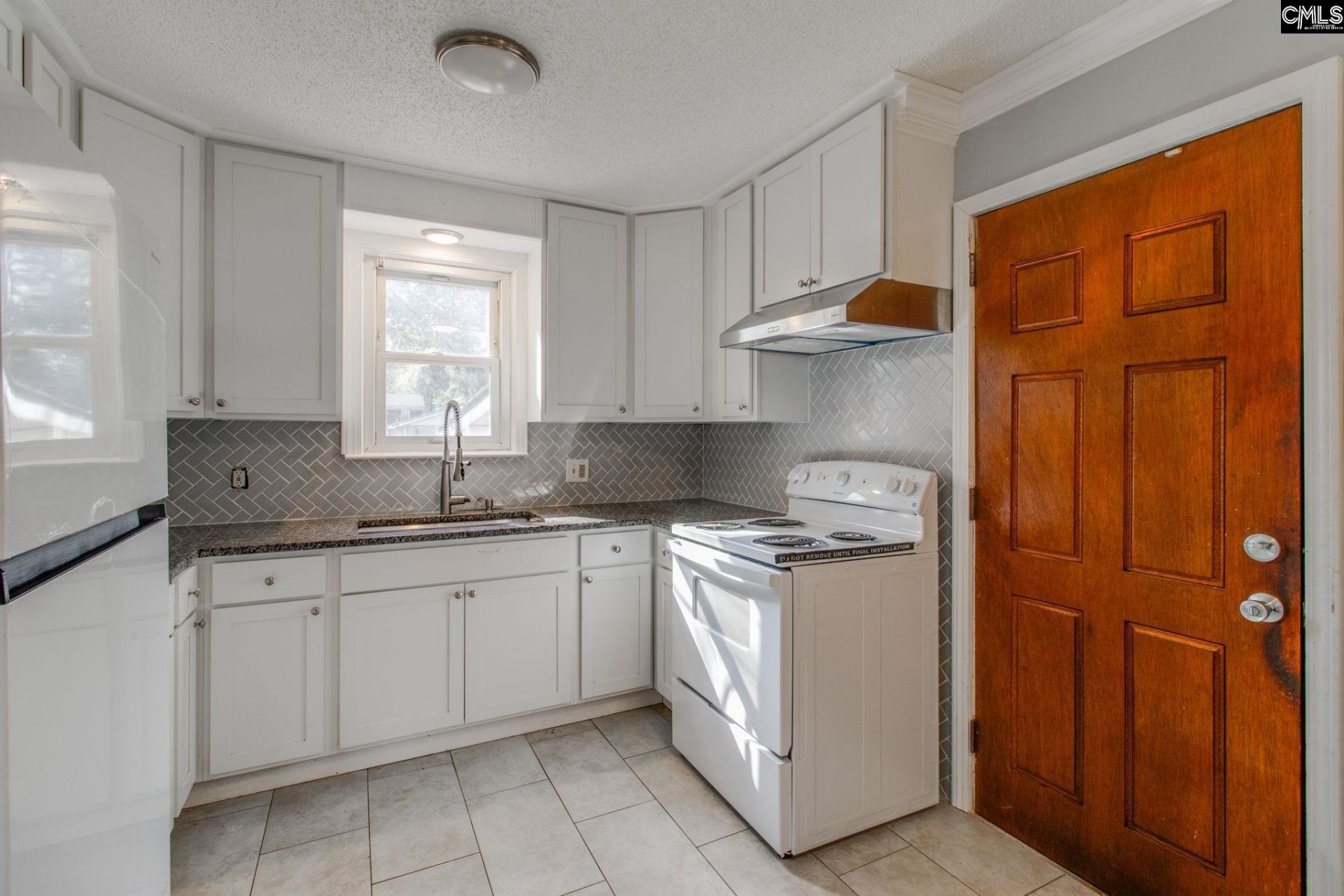 1124 Robins Nest Road  Photo 9