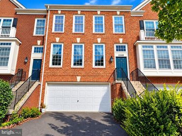 42688 ROLLING ROCK SQUARE, CHANTILLY, VA 20152