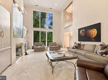 519 LINDY LANE, BALA CYNWYD, PA 19004