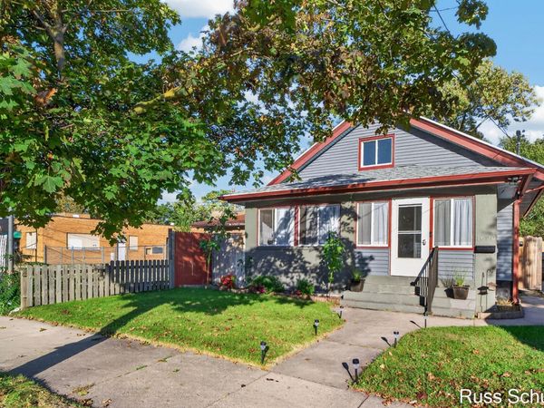 1620 Jefferson Avenue SE, Grand Rapids, MI 49507