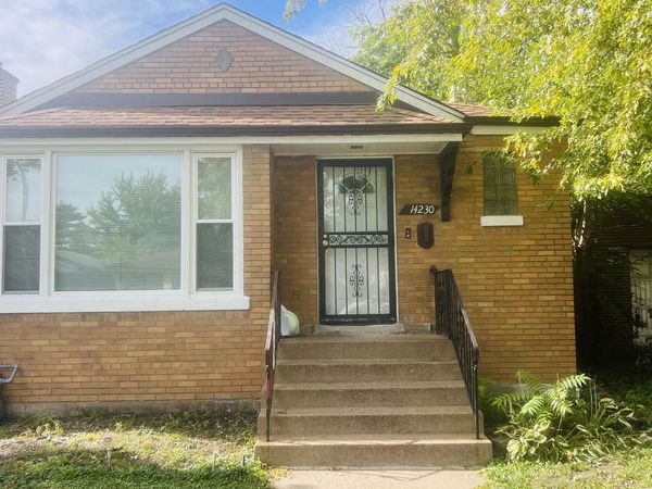 14230 S Wallace Avenue , Riverdale, IL 60827