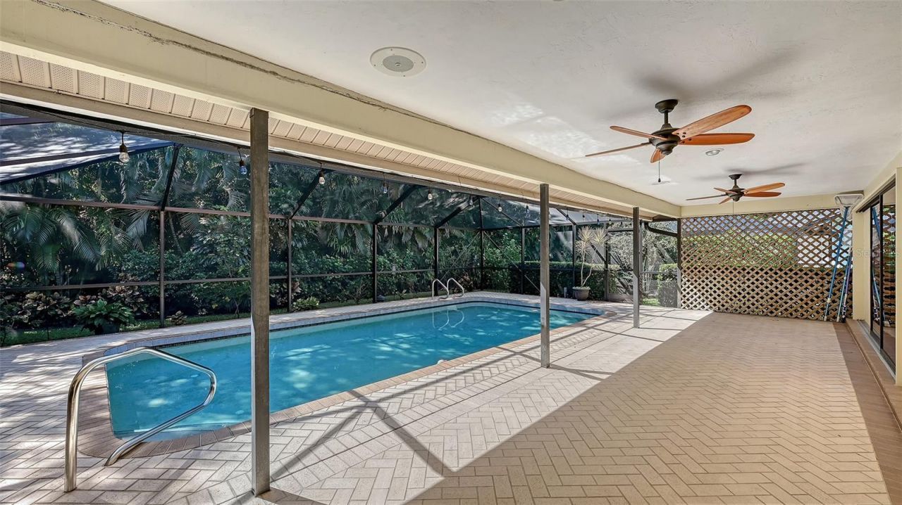 4409 Oak View Drive , Sarasota, FL 34232 Photo