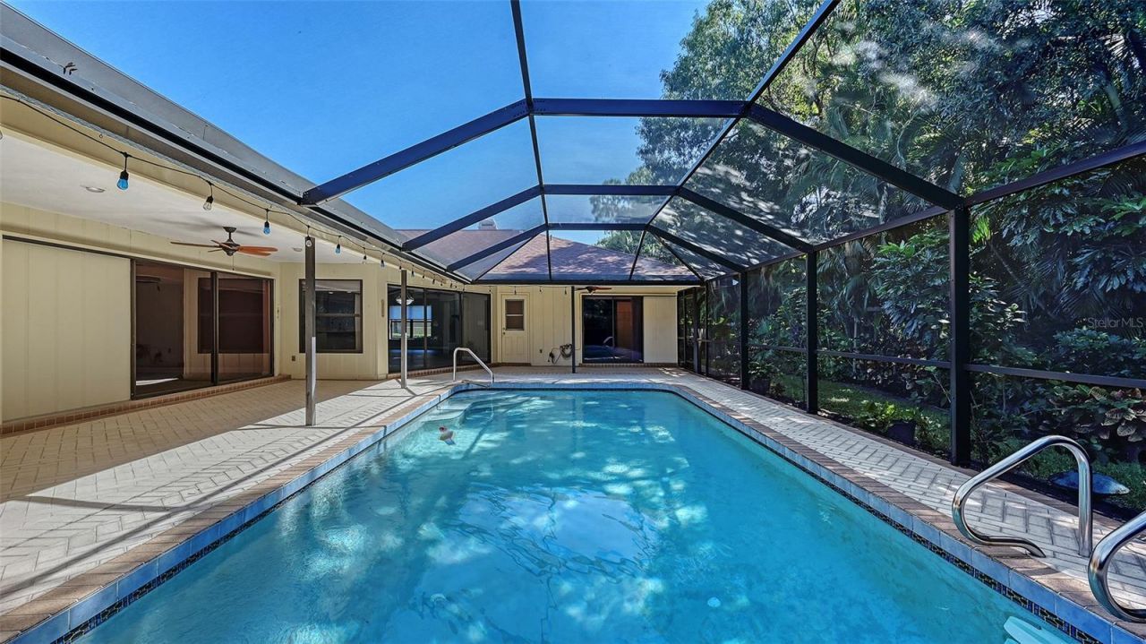 4409 Oak View Drive , Sarasota, FL 34232 Photo