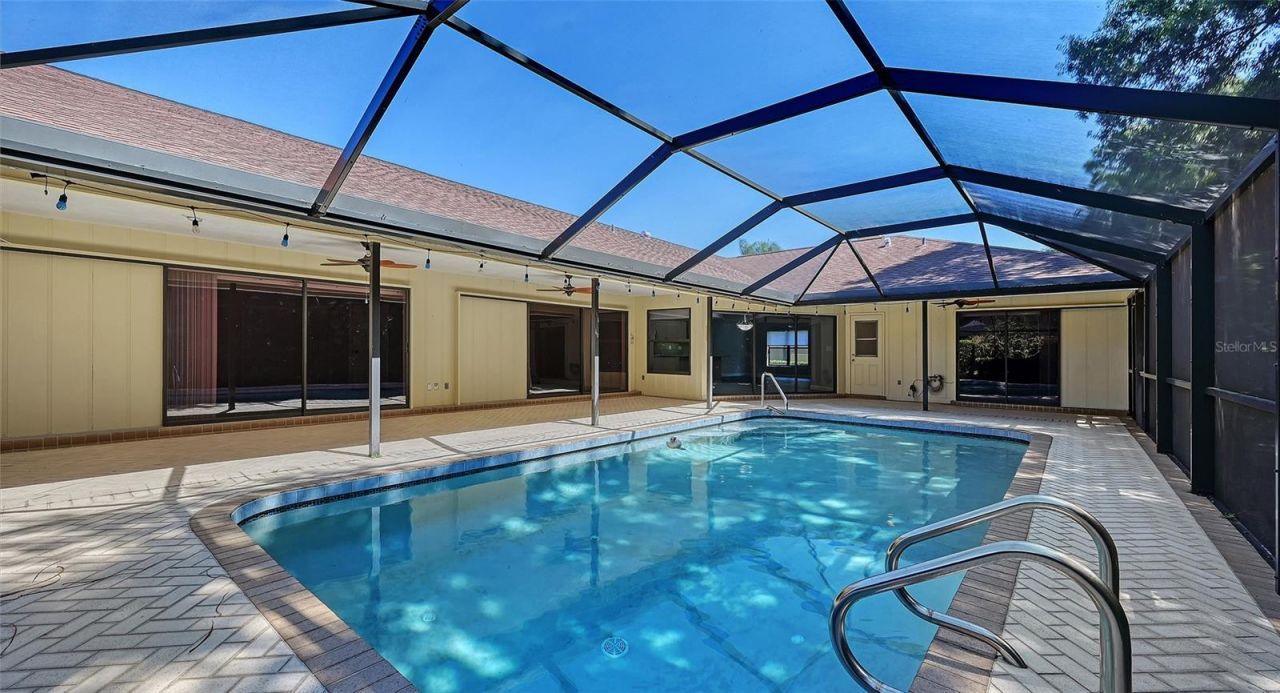 4409 Oak View Drive , Sarasota, FL 34232 Photo