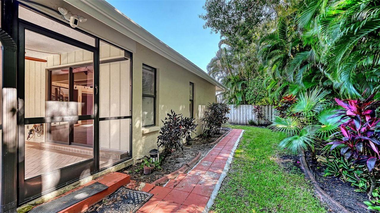 4409 Oak View Drive , Sarasota, FL 34232 Photo