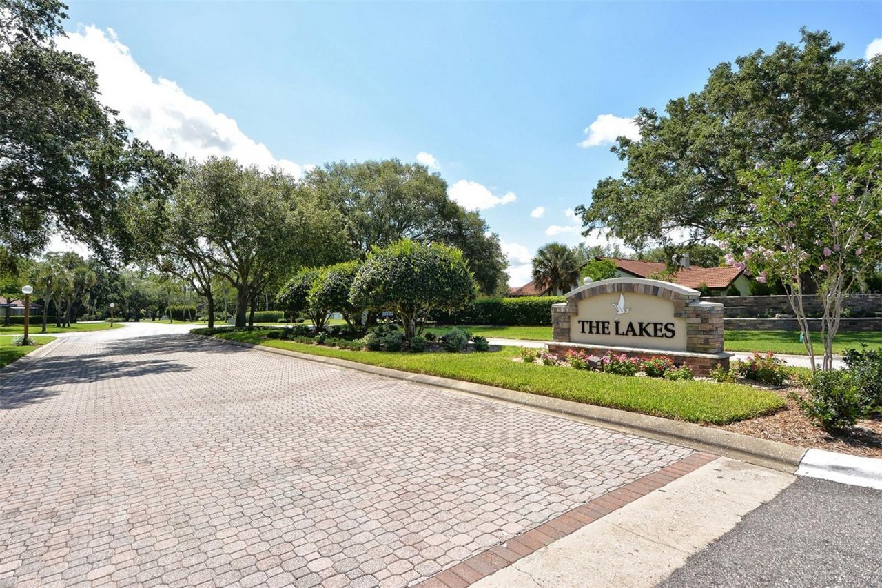 4409 Oak View Drive , Sarasota, FL 34232 Photo