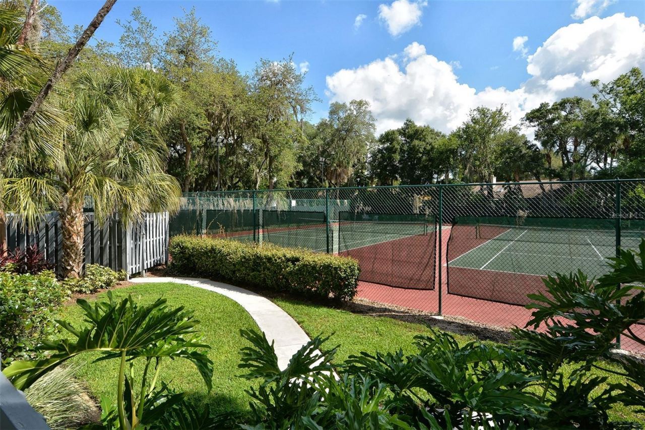 4409 Oak View Drive , Sarasota, FL 34232 Photo