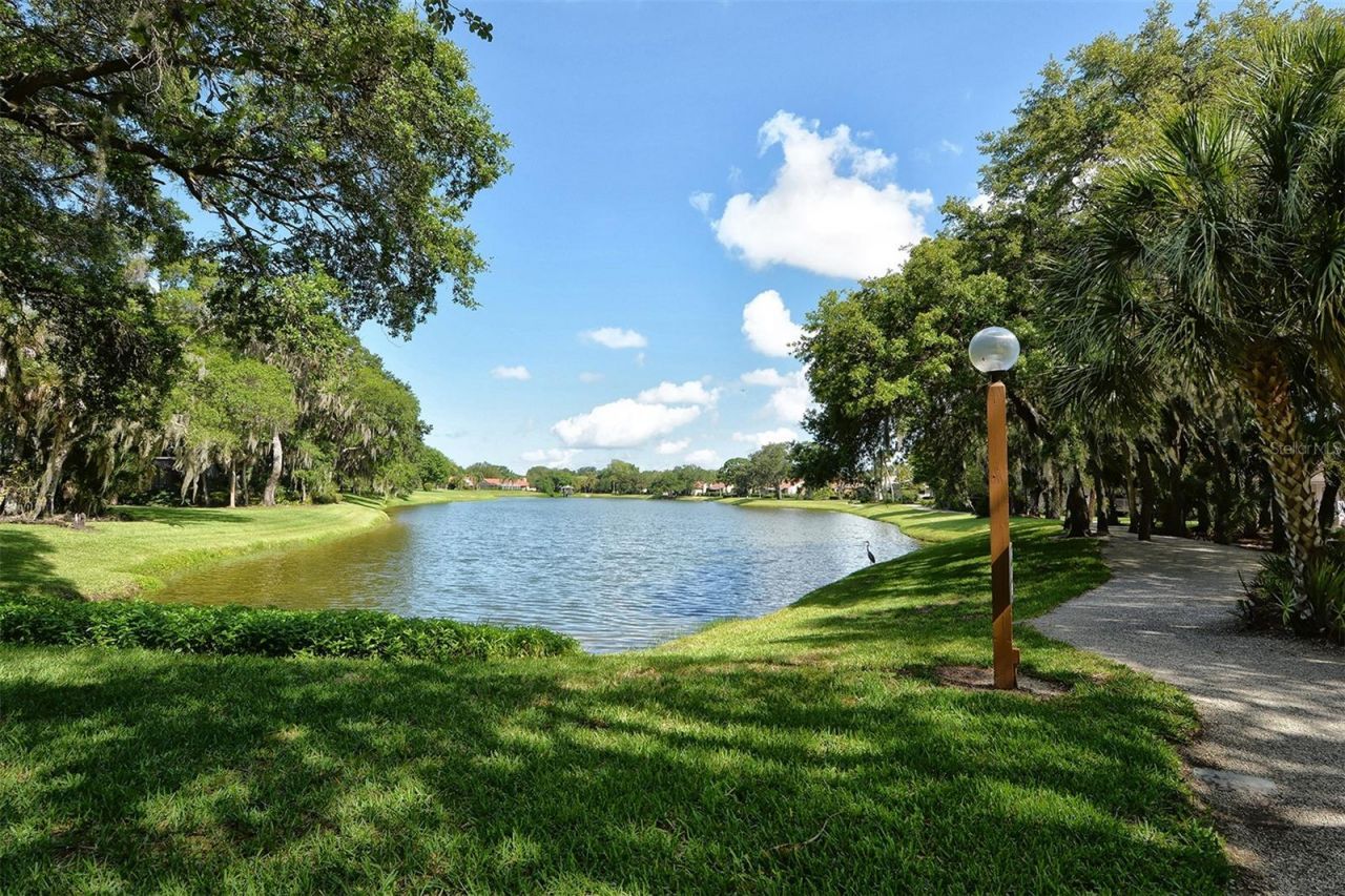 4409 Oak View Drive , Sarasota, FL 34232 Photo