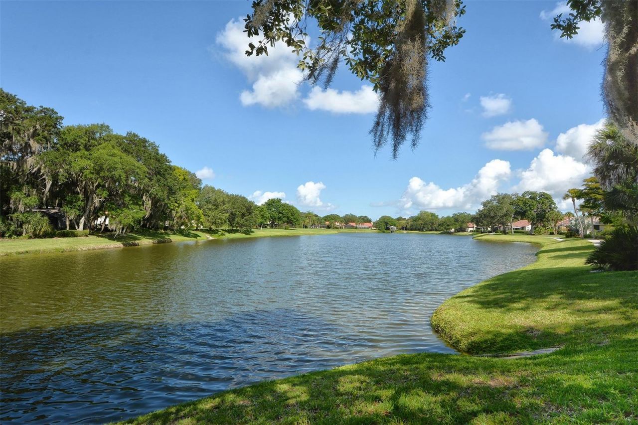 4409 Oak View Drive , Sarasota, FL 34232 Photo