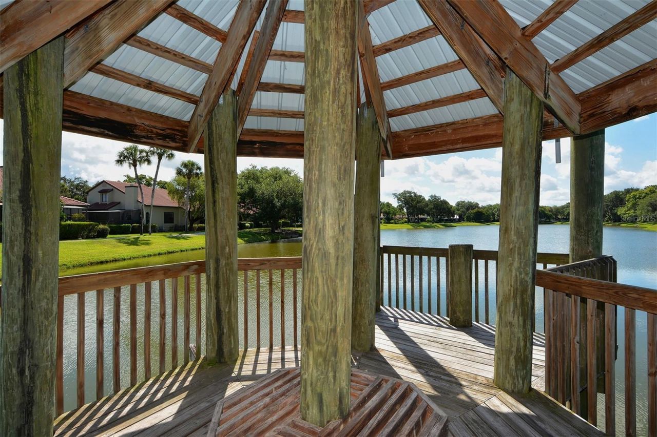4409 Oak View Drive , Sarasota, FL 34232 Photo