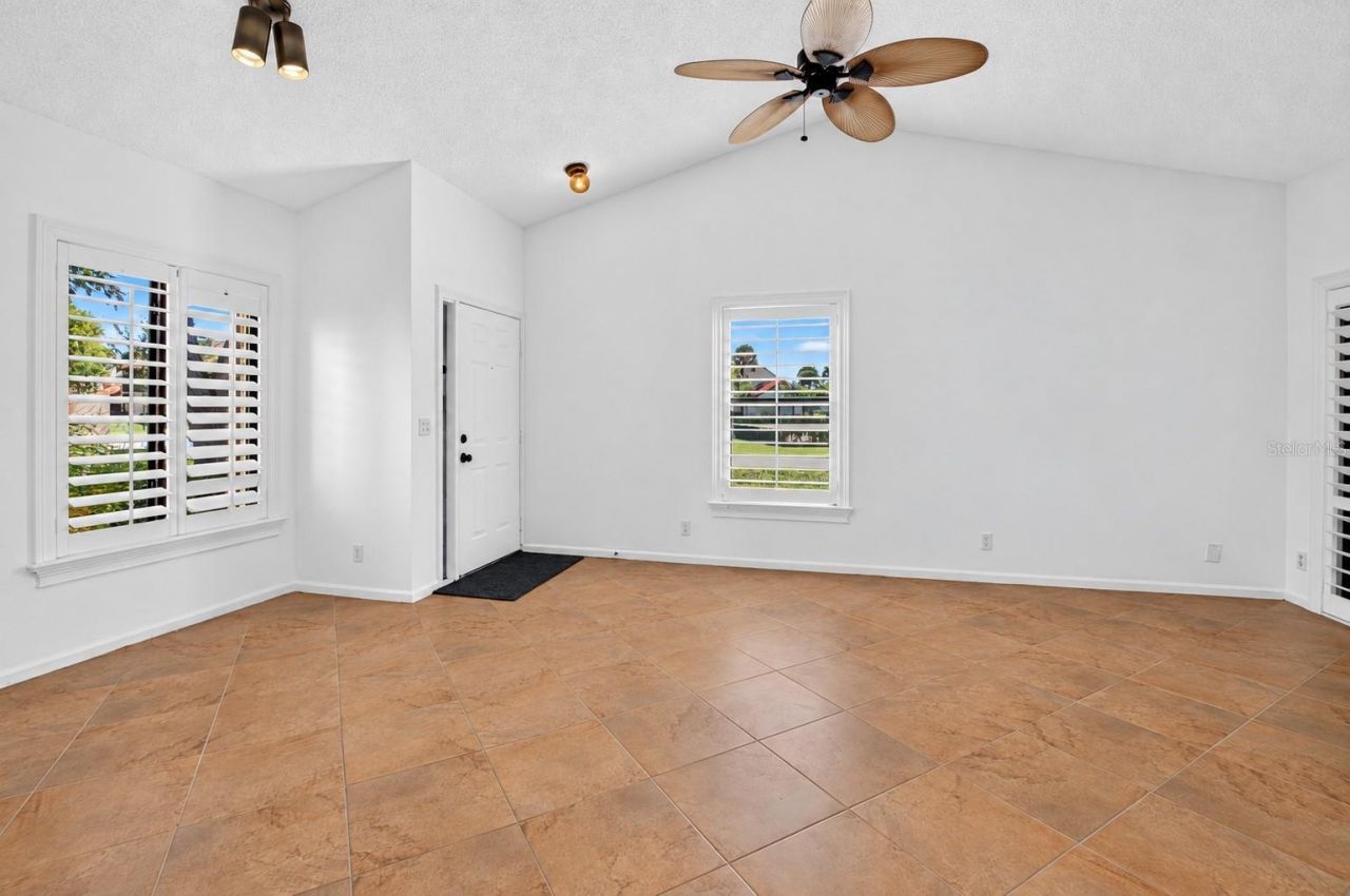 10 Via De Casas Sur, Unit 101, Boynton Beach, FL 33426 Photo