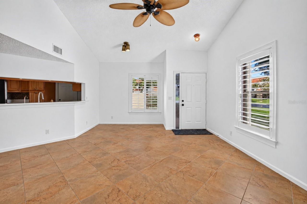 10 Via De Casas Sur, Unit 101, Boynton Beach, FL 33426 Photo
