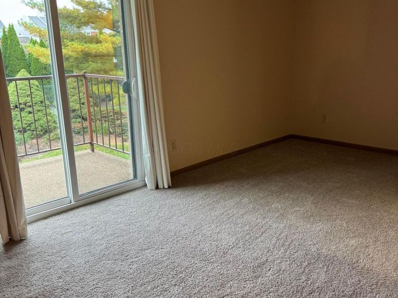 5885 Beechcroft Road, Unit 218, Columbus, OH 43229 Photo 15