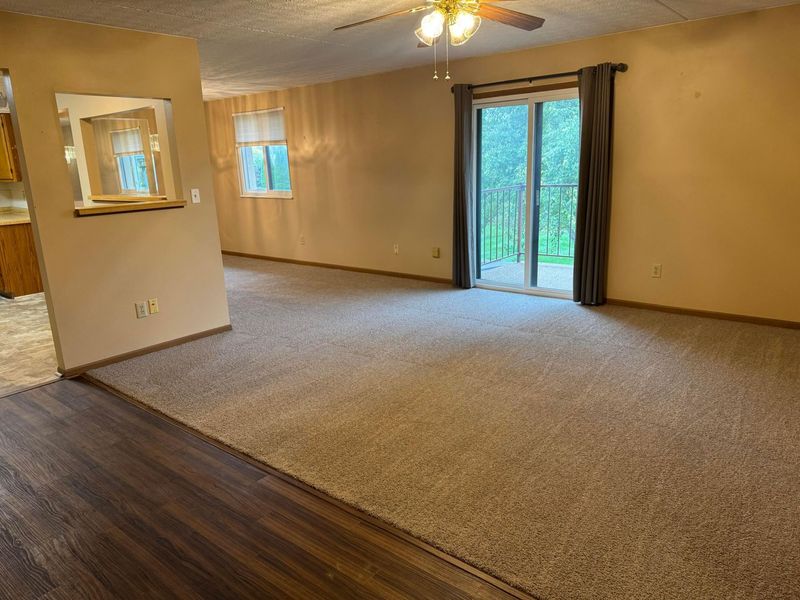 5885 Beechcroft Road, Unit 218, Columbus, OH 43229 Photo 6