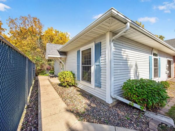 1935 Cabernet Lane NW, Rochester, MN 55901