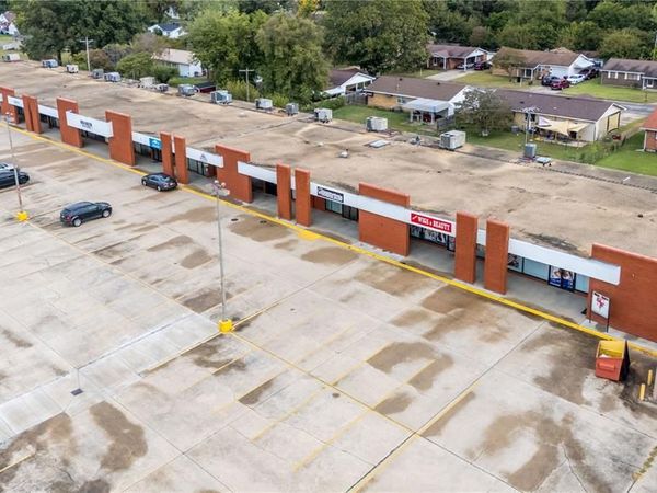 908 S Kingshighway Street, Sikeston, MO 63801