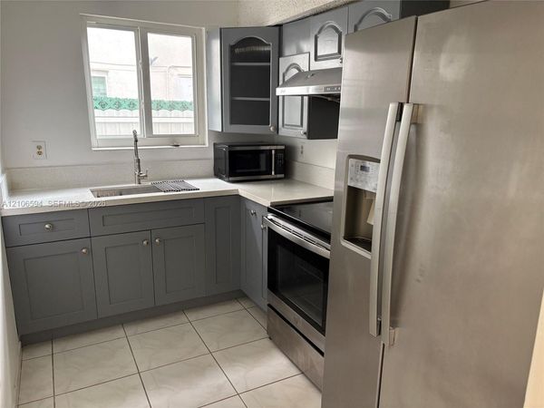 2754 SW 13th St , Unit 1st Fl, Miami, FL 33145