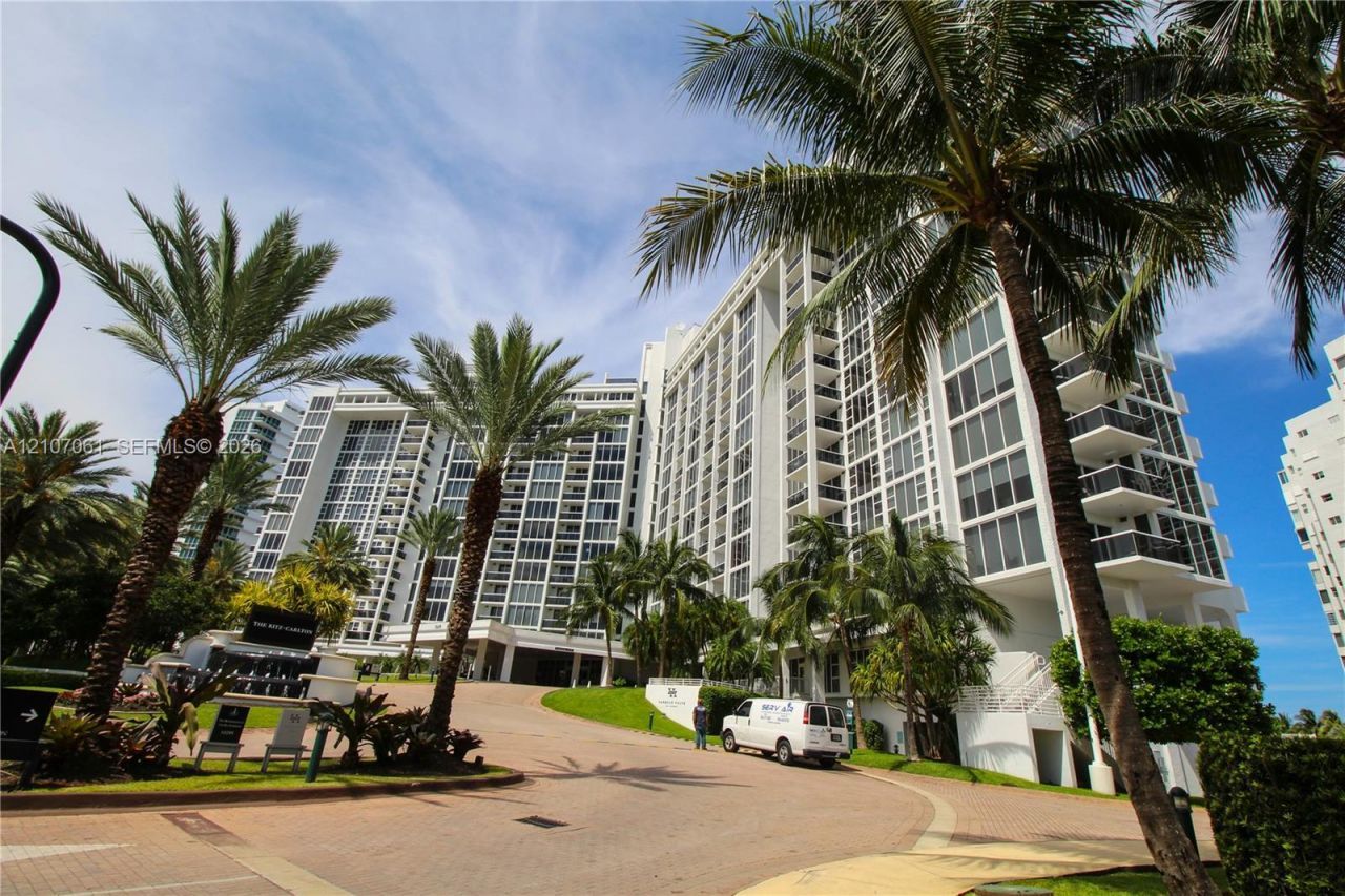 10275 Collins Ave , Unit 833, Bal Harbour, FL 33154 Photo