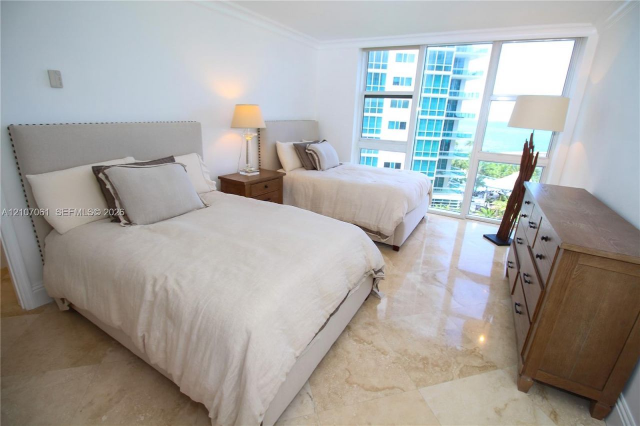 10275 Collins Ave , Unit 833, Bal Harbour, FL 33154 Photo