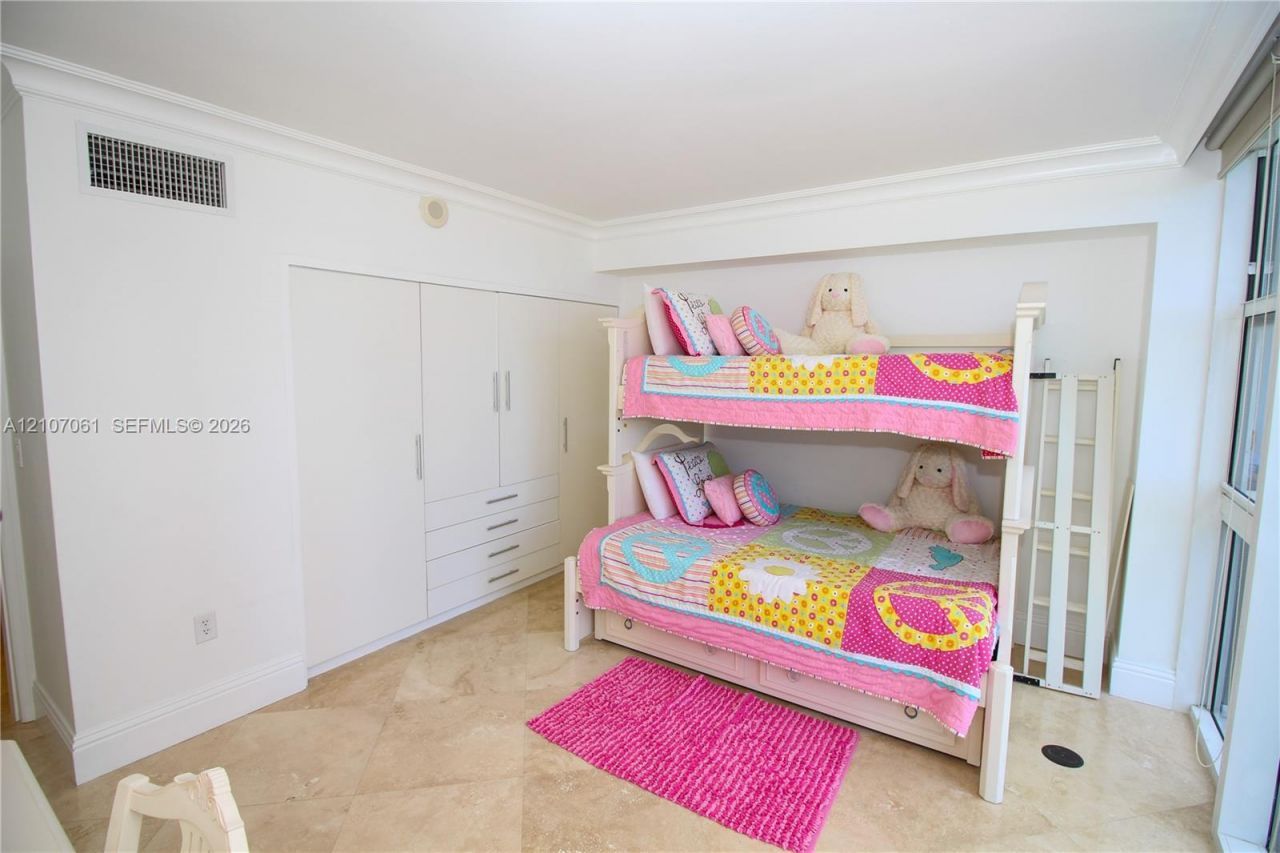 10275 Collins Ave , Unit 833, Bal Harbour, FL 33154 Photo