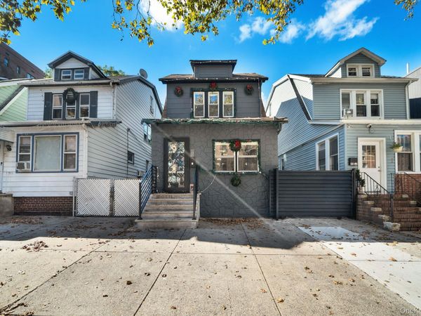 4014 79th Street, Elmhurst, NY 11373