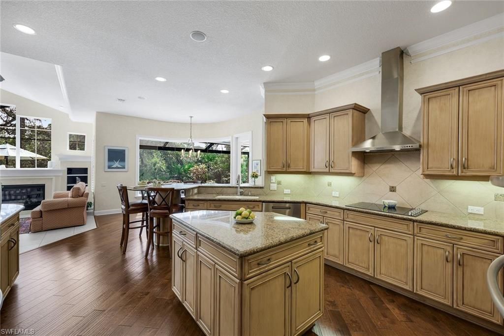 12531 Colliers Reserve Dr, Naples, FL 34110 Photo
